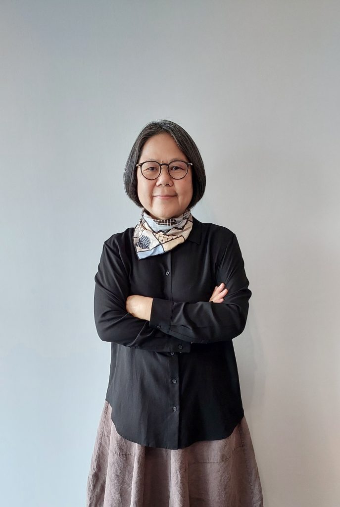 This image has an empty alt attribute; its file name is 许玉莲3-687x1024.jpg